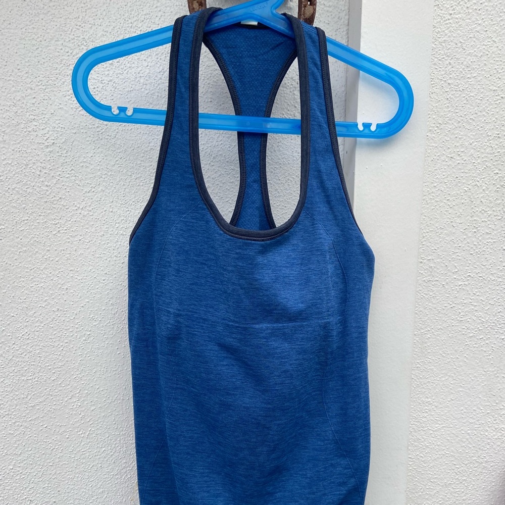 Women’s Lululemon Work Out Tank Top (Size - 6)